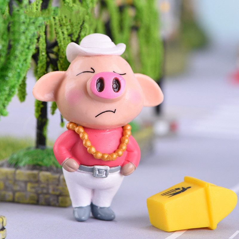 Cartoon Resin Pig Doll Toys Fairy Garden Decoration Miniture Fairy Garden Accessories Supplies Pot Bonsai Moss Fairy Garden Micro Landscape Miniature Garden Terrariums Fairy Garden Figurine Kits Items Auto Interior Decoration